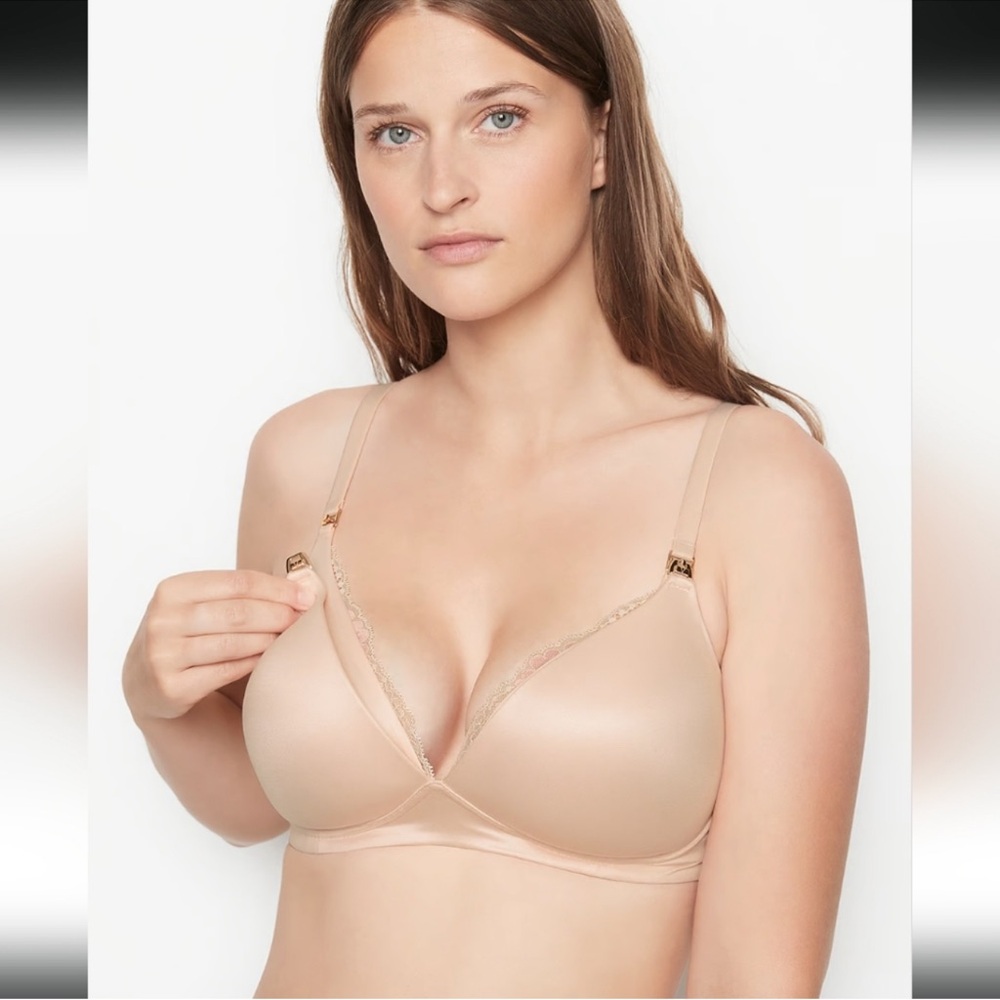 Wireless Nursing Bra Size 38DD GUC nude